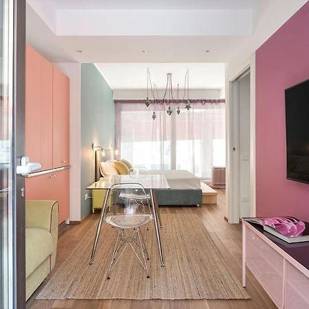 Amazing Apartment In Duomo Milán Exterior foto