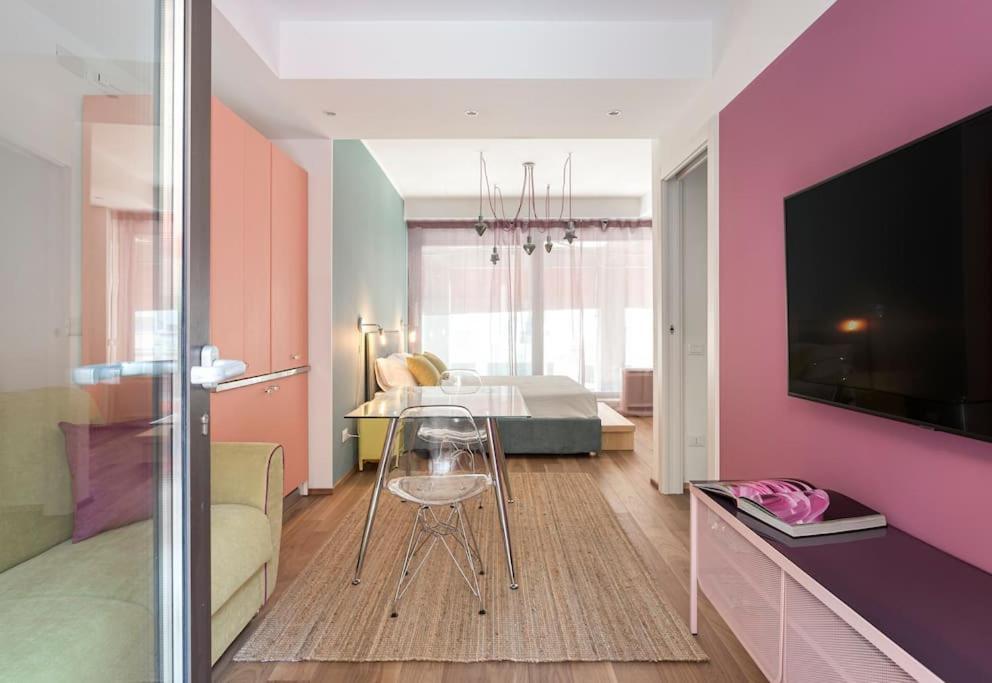 Amazing Apartment In Duomo Milán Exterior foto