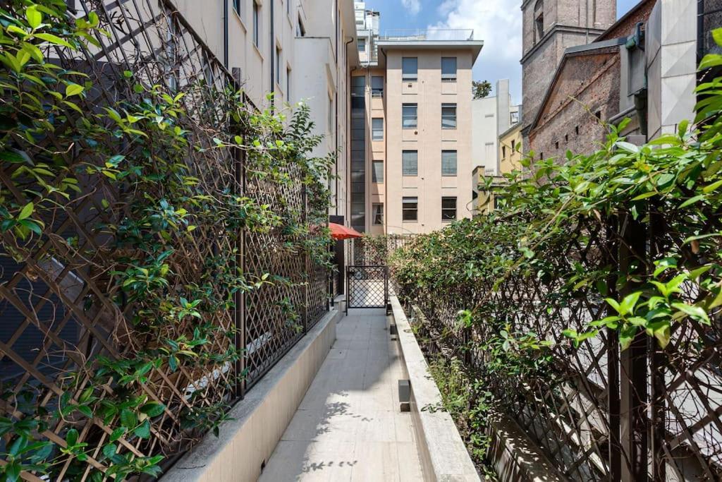 Amazing Apartment In Duomo Milán Exterior foto